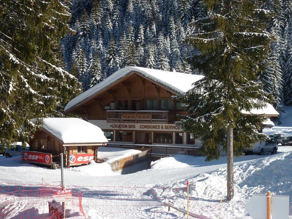 La Perdrix Blanche Hotel Châtel Exterior foto